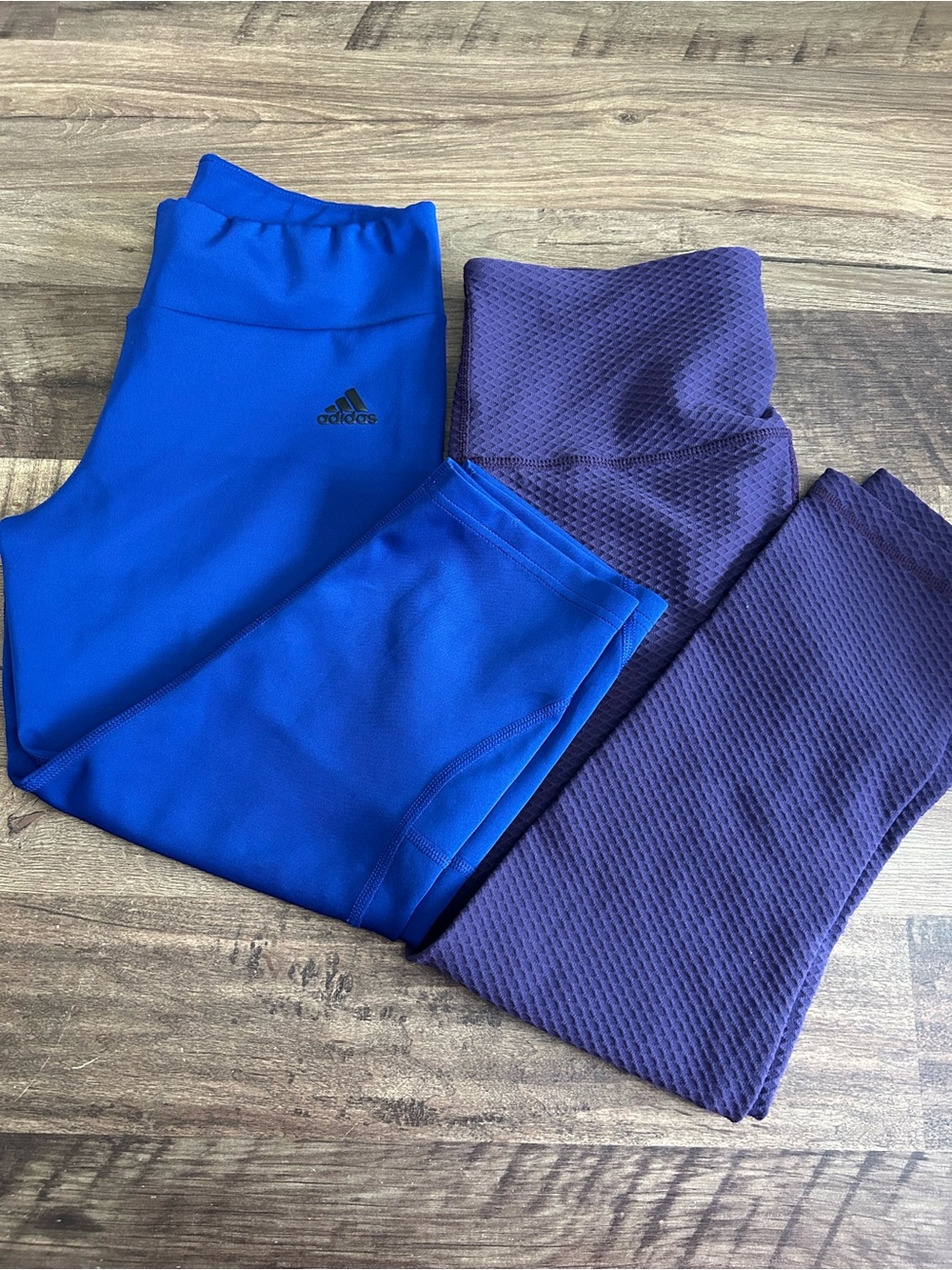 Adidas Blue Capri Leggings & Kirkland Purple Jacquard Textured Yoga Bundle M